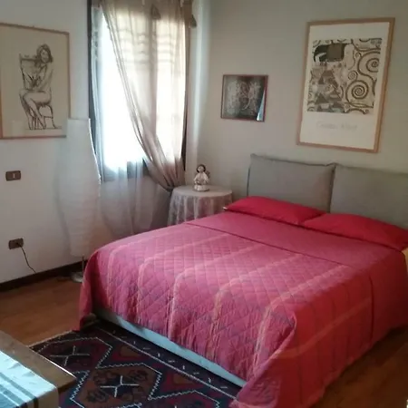 Valentina's Rosa